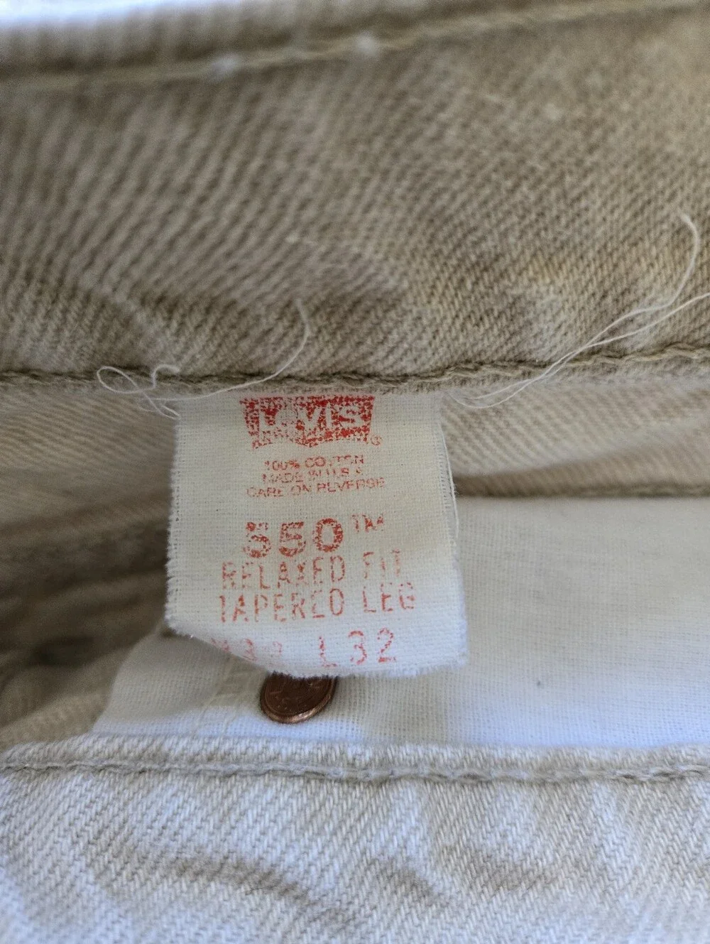 Levis 550 Relaxed Fit Tapered Leg Jeans Mens 33×32 Beige Khaki Made In USA
